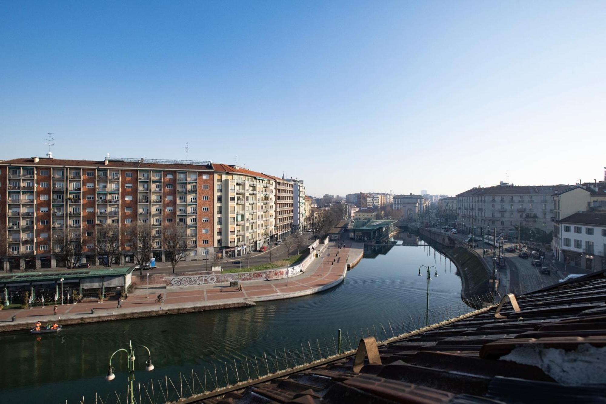 ミラノLa Nuova Torretta Sui Navigliアパートメント エクステリア 写真